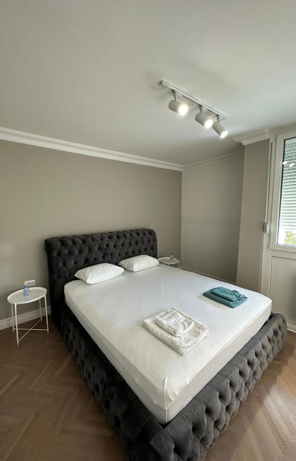 The Alchemist Luxury Apartment スコピエ エクステリア 写真