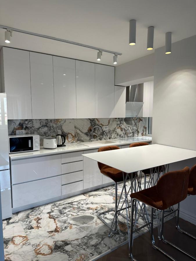 The Alchemist Luxury Apartment スコピエ エクステリア 写真